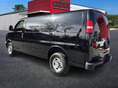 2021 Chevrolet Express 2500 RWD 2500 Regular Wheelbase WT