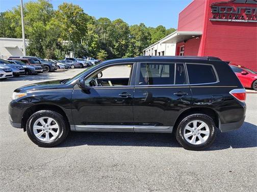 2013 Toyota Highlander SE
