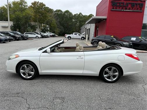 2005 Toyota Camry Solara SLE V6