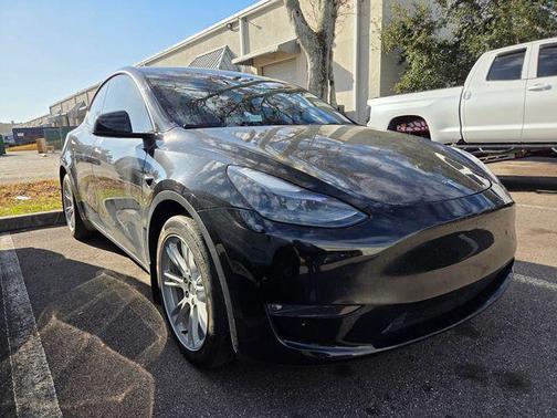 2024 Tesla Model Y Long Range Dual Motor All-Wheel Drive