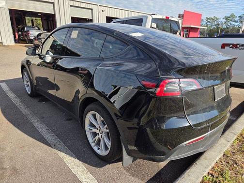 2024 Tesla Model Y Long Range Dual Motor All-Wheel Drive