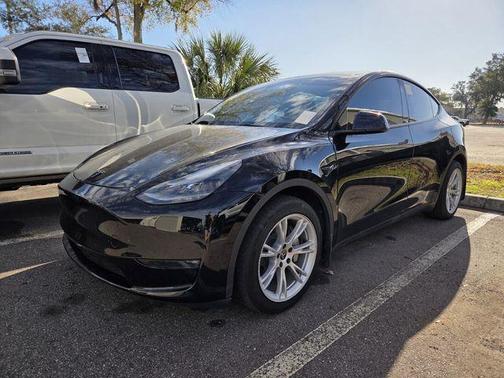 2024 Tesla Model Y Long Range Dual Motor All-Wheel Drive