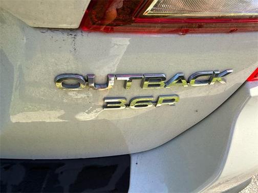 2018 Subaru Outback 3.6R Touring