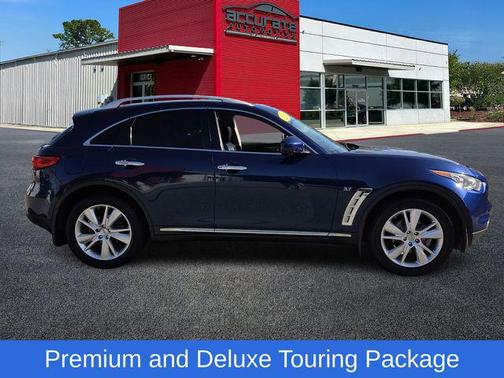 2015 INFINITI QX70 Base