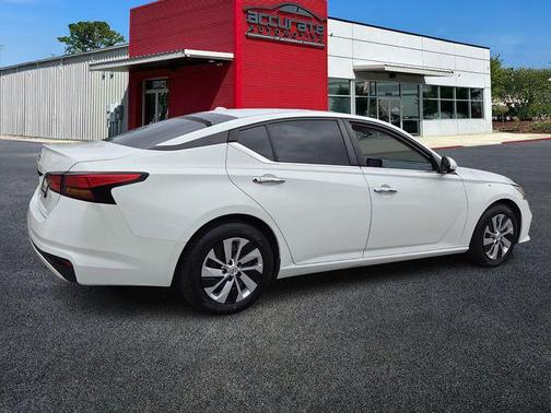 2020 Nissan Altima S FWD