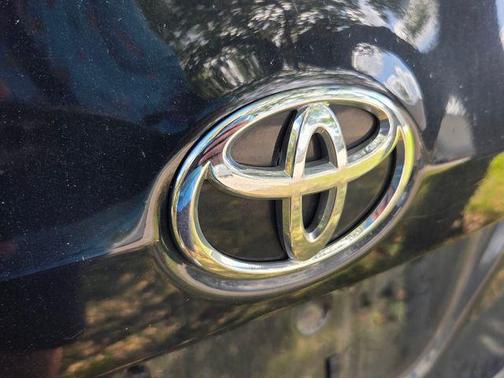 Black Sand Pearl 2016 Toyota Corolla LE