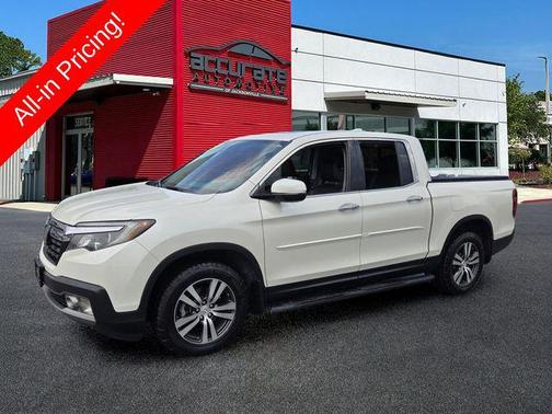 White Diamond Pearl 2017 Honda Ridgeline RTL-E