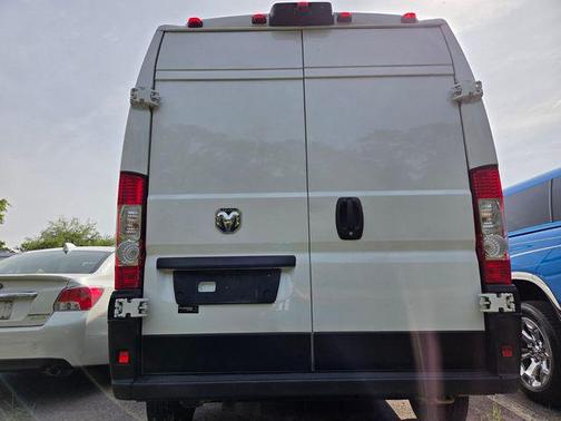 Bright White Clearcoat 2023 RAM ProMaster 2500 High Roof