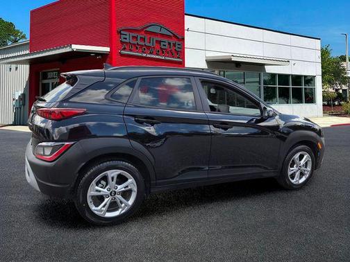 Abyss Black Pearl 2023 Hyundai KONA SEL