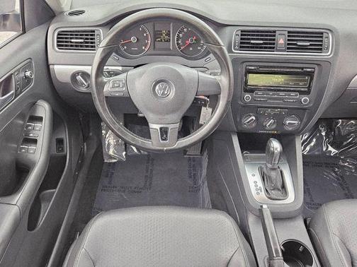 2014 Volkswagen Jetta Auto SE w/Connectivity