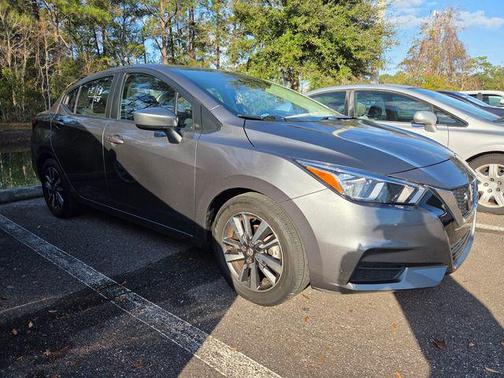 2022 Nissan Versa 1.6 SV