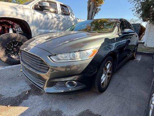 2015 Ford Fusion SE