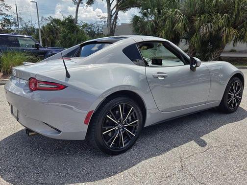 Aero Gray 2024 Mazda MX-5 Miata RF Grand Touring