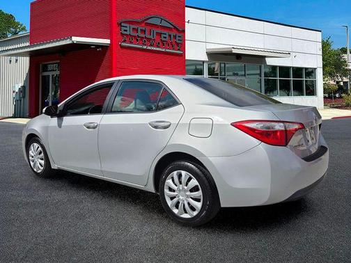 Classic Silver Metallic 2014 Toyota Corolla LE