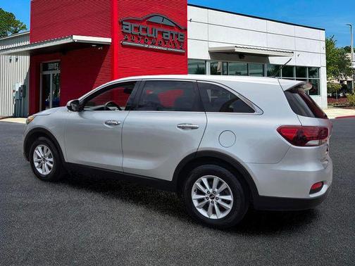 Sparkling Silver 2019 Kia Sorento L