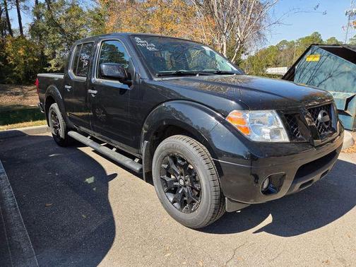 2021 Nissan Frontier SV