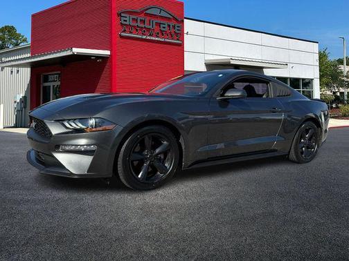 2020 Ford Mustang EcoBoost