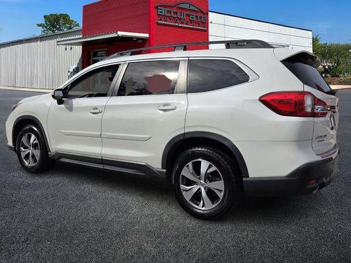 Crystal White Pearl 2021 Subaru Ascent Premium 7-Passenger