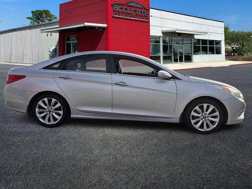 2011 Hyundai SONATA SE 2.0T