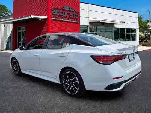 Aspen White/Super Black 2025 Nissan Sentra SR