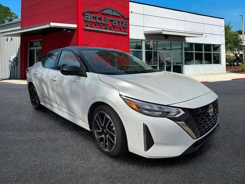 Aspen White/Super Black 2025 Nissan Sentra SR