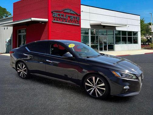Storm Blue Metallic 2020 Nissan Altima Platinum FWD