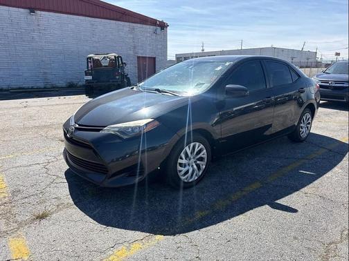 Black Sand Pearl 2017 Toyota Corolla LE