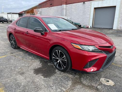 2019 Toyota Camry LE
