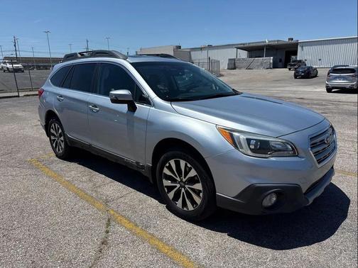 Ice Silver Metallic 2015 Subaru Outback 2.5i Limited