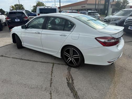 2017 Honda Accord Sport SE