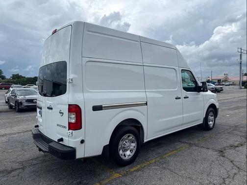 Glacier White 2021 Nissan NV Cargo NV2500 HD SV V8