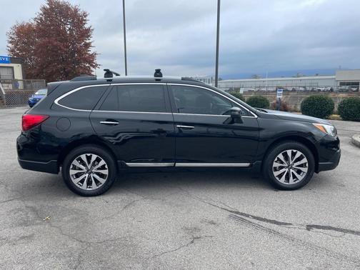 2017 Subaru Outback 3.6R Touring