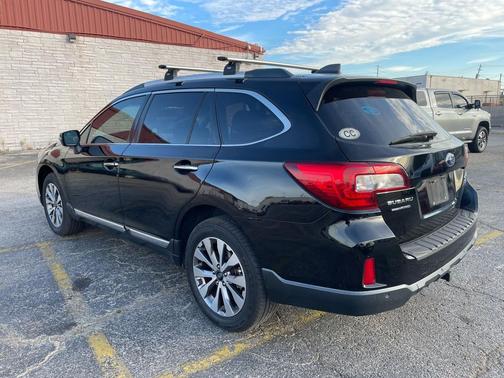 2017 Subaru Outback 3.6R Touring