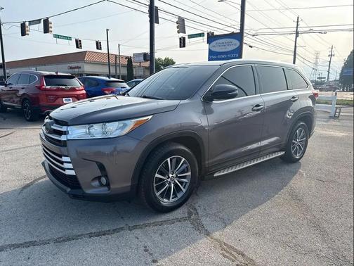 Predawn Gray Mica 2019 Toyota Highlander XLE