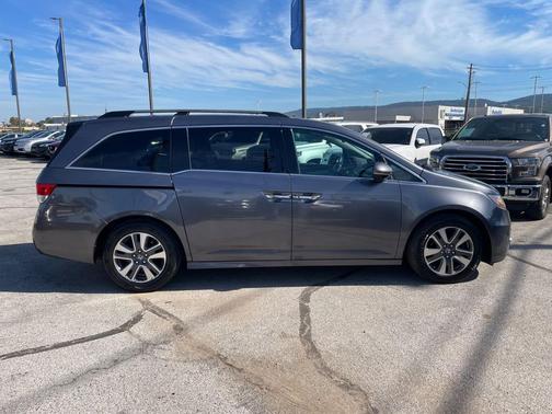 2016 Honda Odyssey Touring Elite