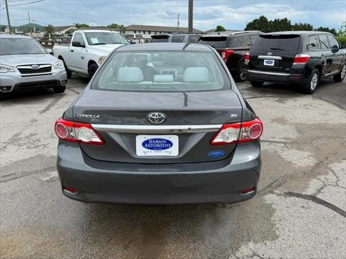2011 Toyota Corolla LE