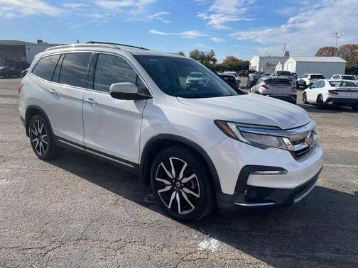 2021 Honda Pilot Touring 8-Passenger