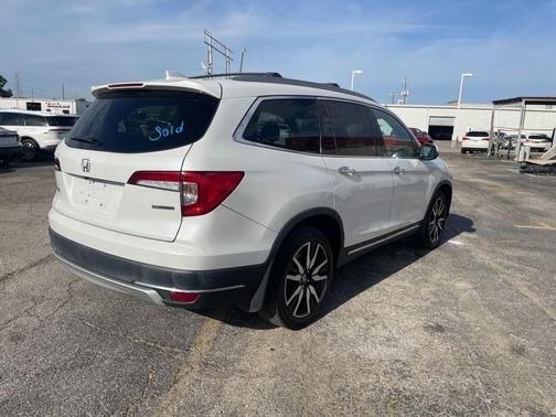 2021 Honda Pilot Touring 8-Passenger