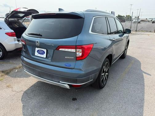 2020 Honda Pilot Touring 8-Passenger