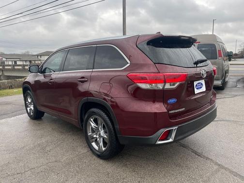 2017 Toyota Highlander Limited Platinum