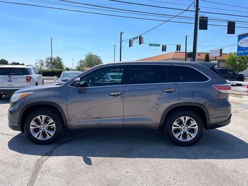 Predawn Gray Mica 2016 Toyota Highlander LE Plus