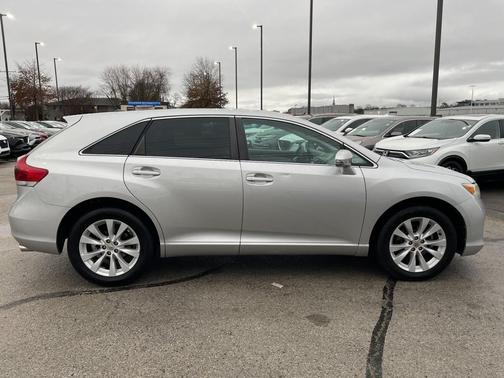 2013 Toyota Venza LE