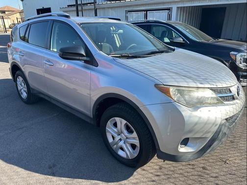 Classic Silver Metallic 2015 Toyota RAV4 LE