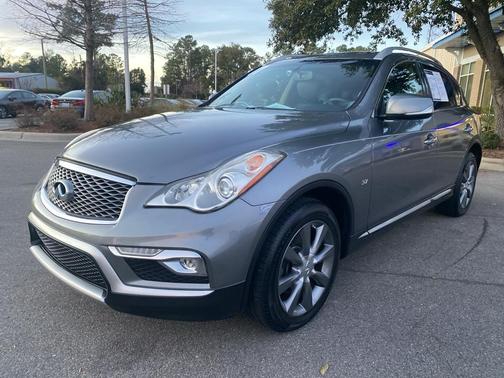 2017 INFINITI QX50 Base