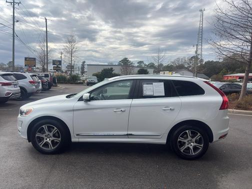 2015 Volvo XC60 T6 Premier Plus