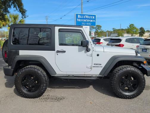 2017 Jeep Wrangler Sport