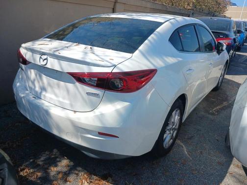 2015 Mazda Mazda3 i Touring