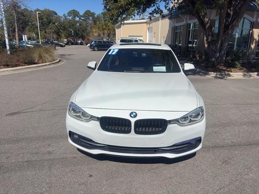 2017 BMW 330 i xDrive