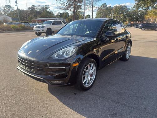 2015 Porsche Macan Turbo