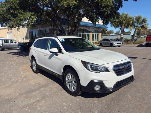 2019 Subaru Outback 2.5i Premium